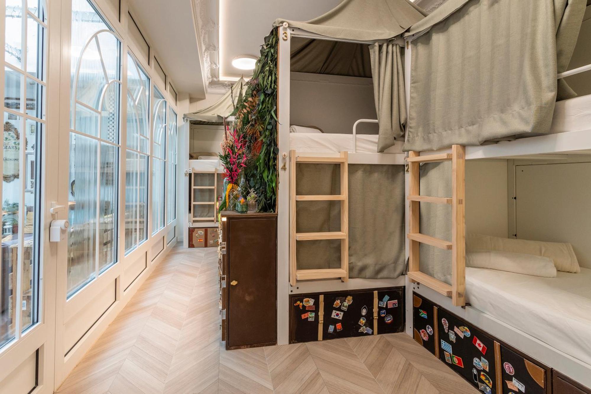 4 Bears Sharehome Madrid Esterno foto