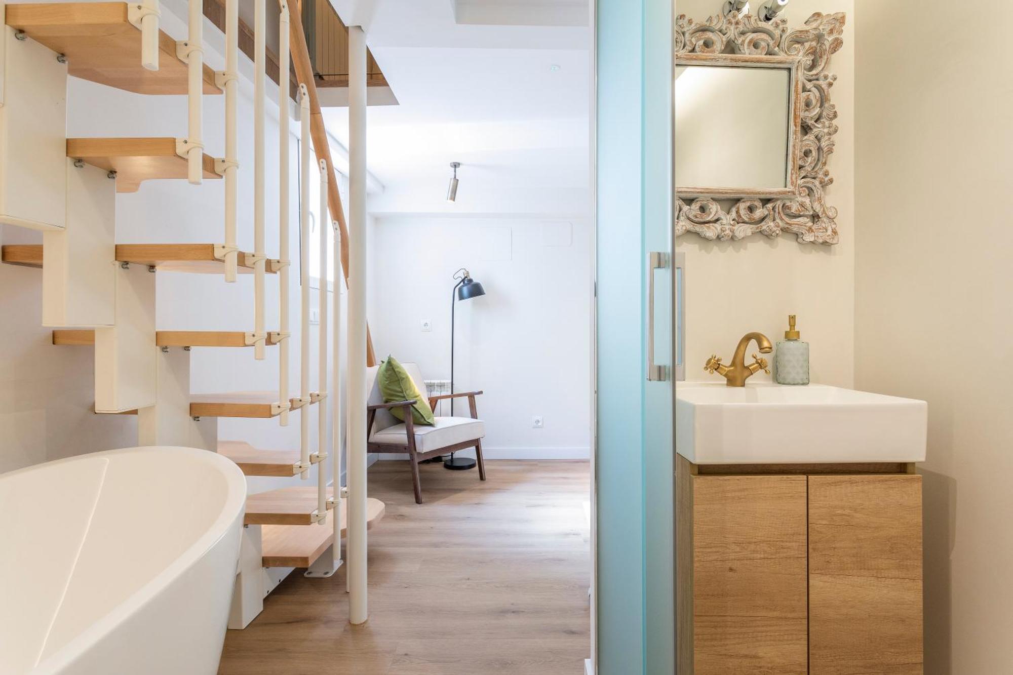 4 Bears Sharehome Madrid Esterno foto
