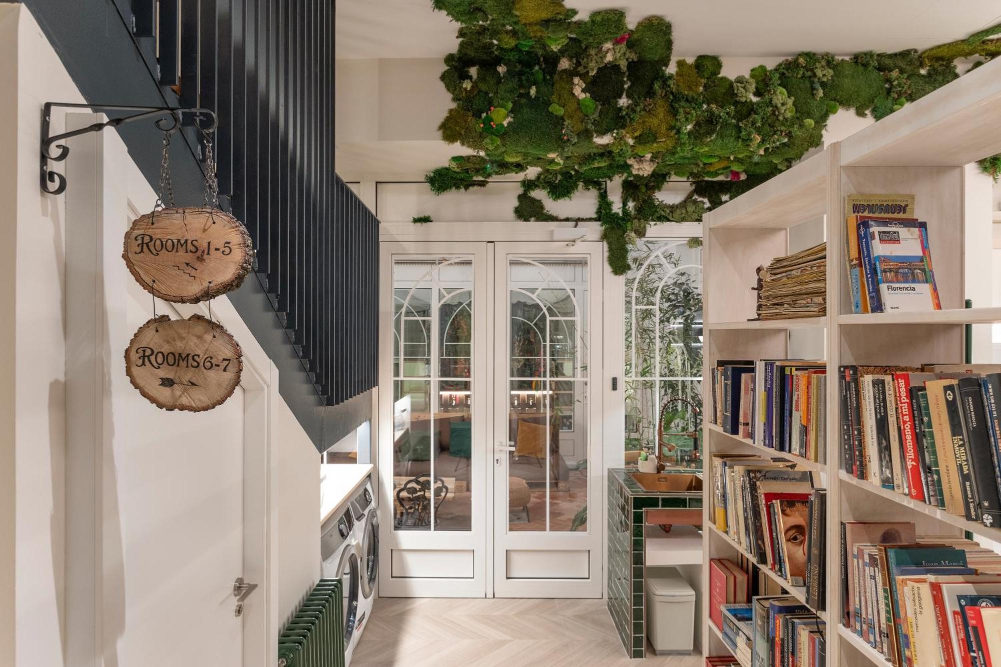 4 Bears Sharehome Madrid Esterno foto