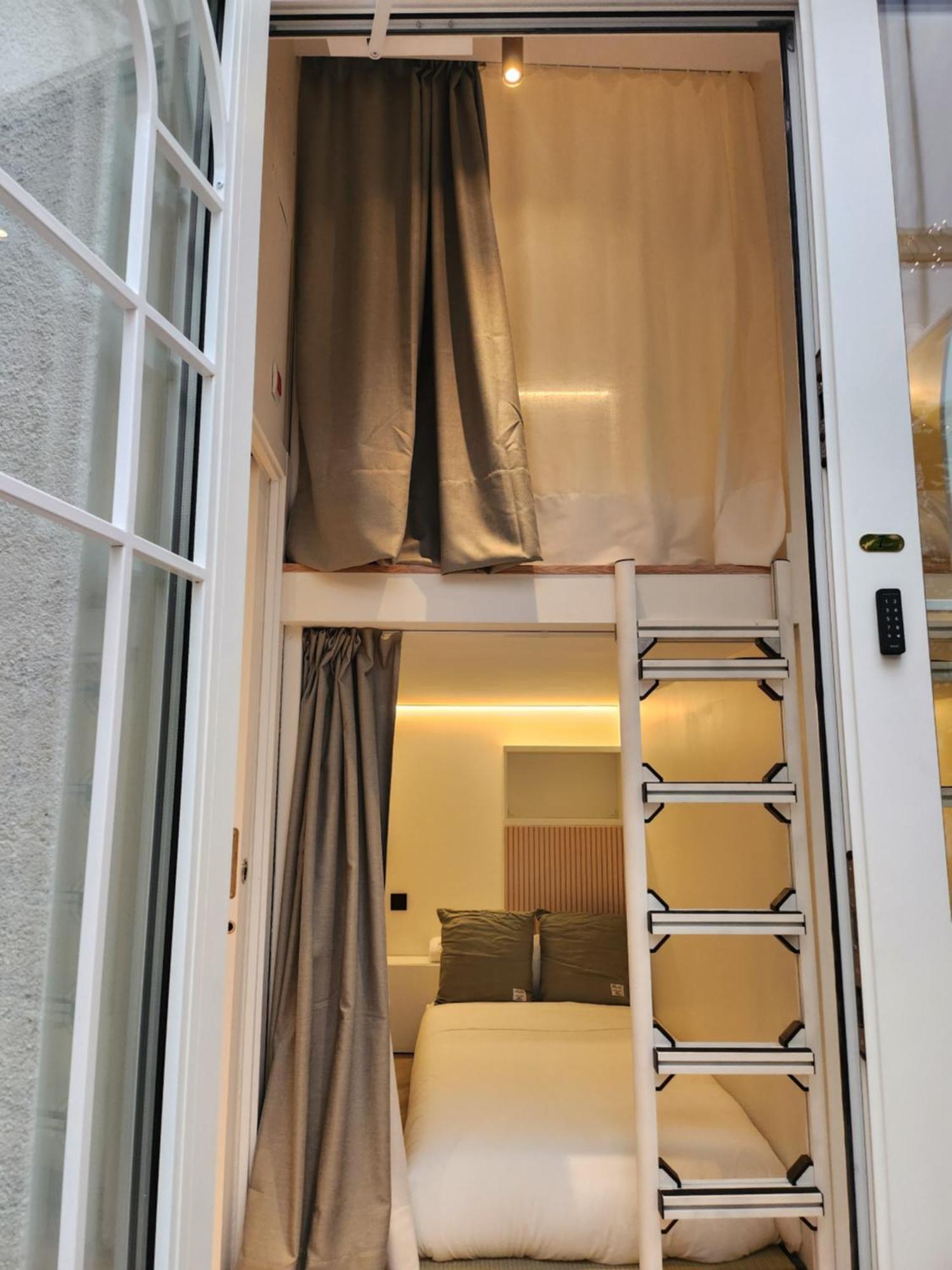 4 Bears Sharehome Madrid Esterno foto